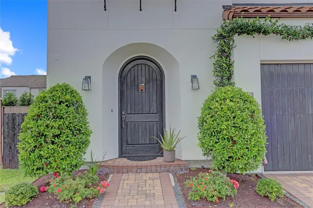 $5,500 | 1715 Maravilla Drive, Houston, TX 77055