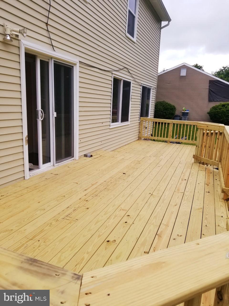 7502 Bentree Road Fort Washington, MD 20744 - Photo 13 of 14 Deck