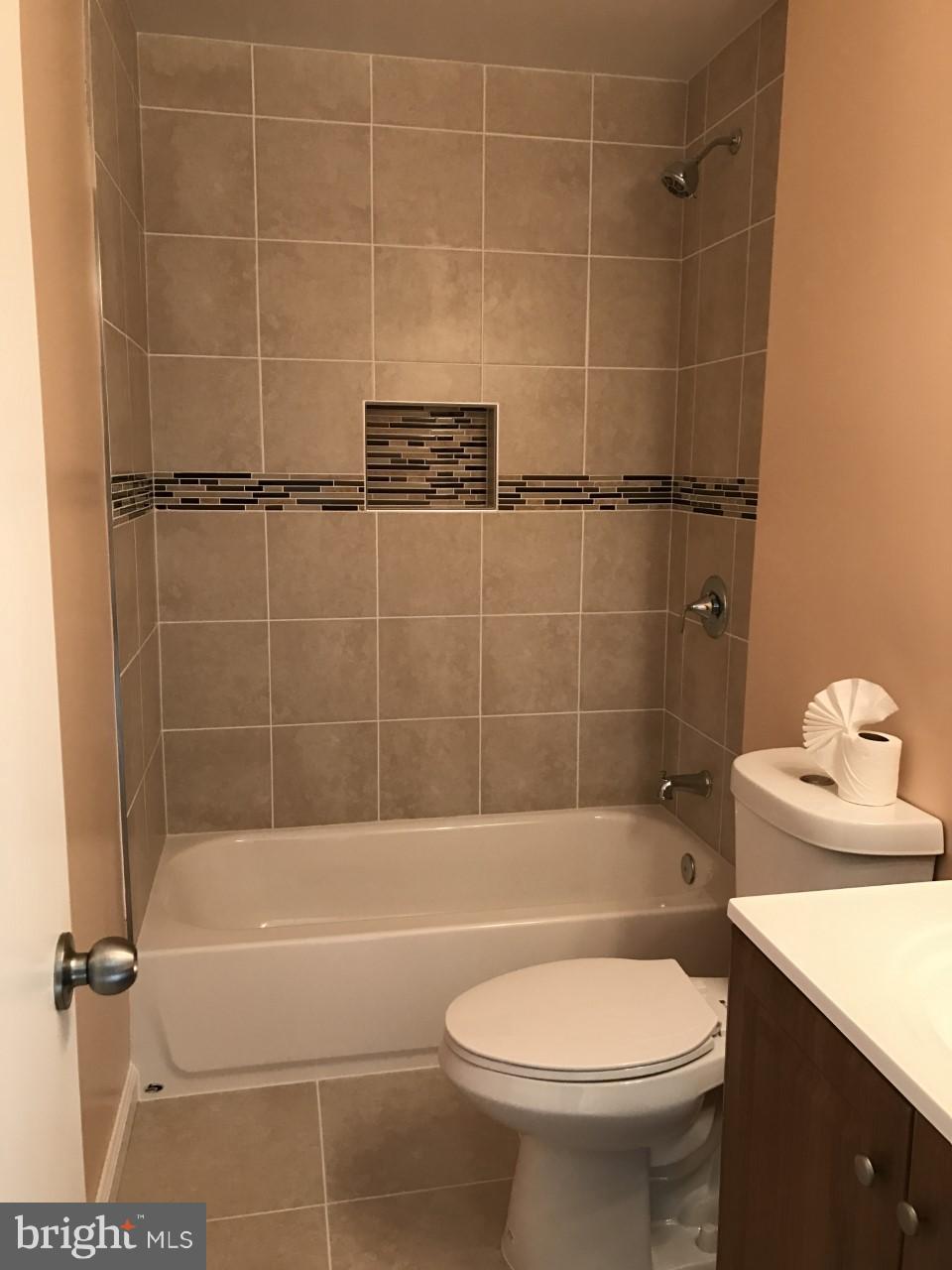 7502 Bentree Road Fort Washington, MD 20744 - Photo 8 of 14 Bath (Master)