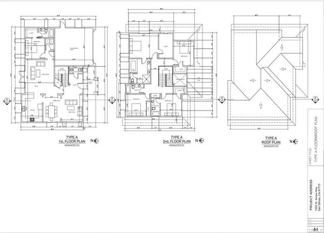 a black and white photo of a living room