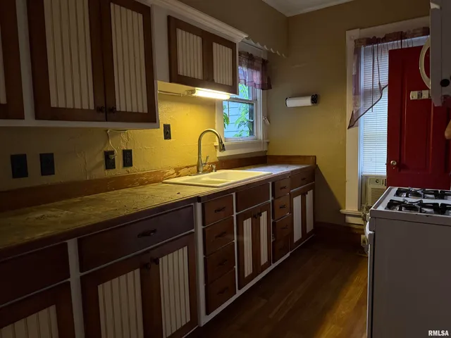 $28,000 | 38 North 4th Street, Savanna, IL 61074