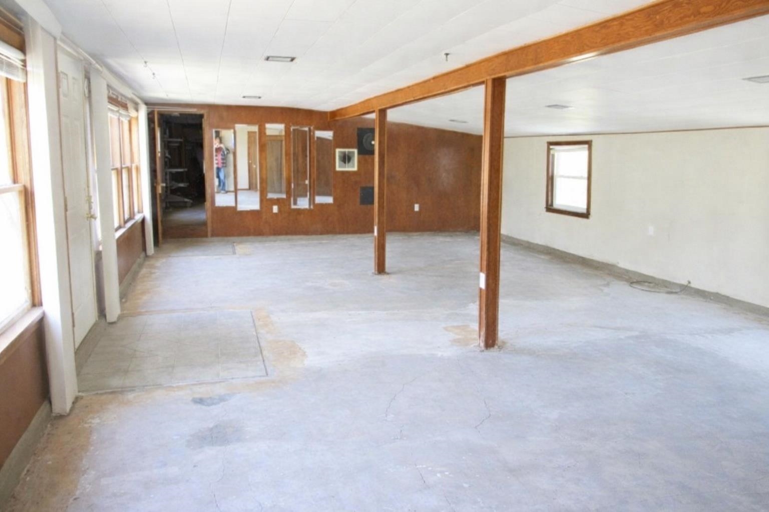 E11868 Dam Heights Road Prairie du Sac, WI 53578 - Photo 5 of 12