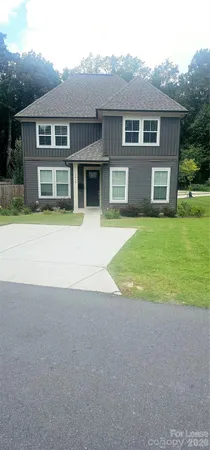 $2,295 | 3915 Ironwood Street, Charlotte, NC 28206