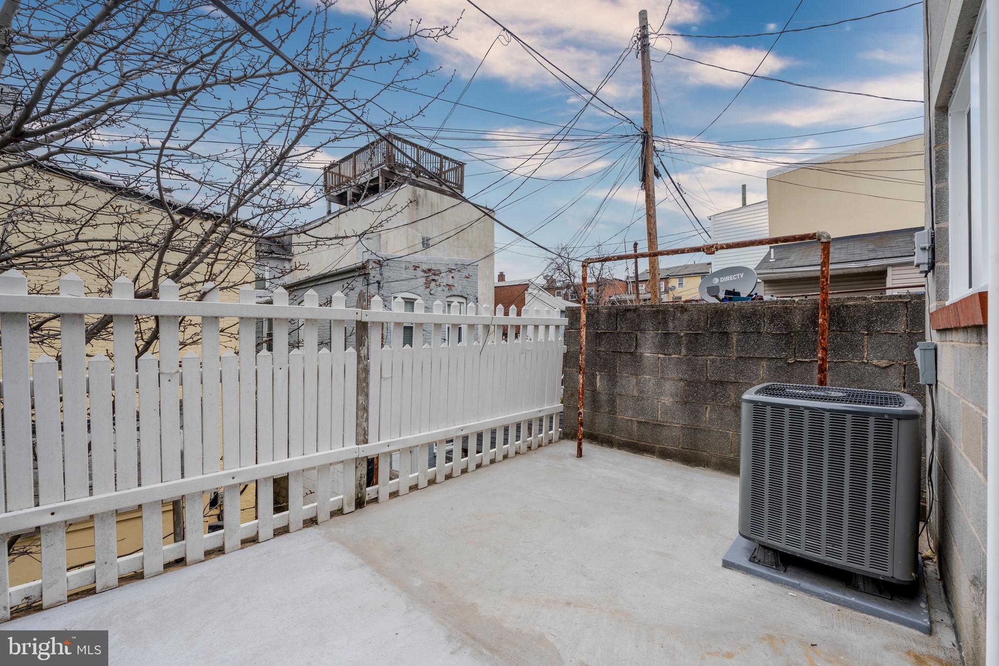116 South Durham Street Baltimore, MD 21231 - Photo 20 of 28 a view of a garage
