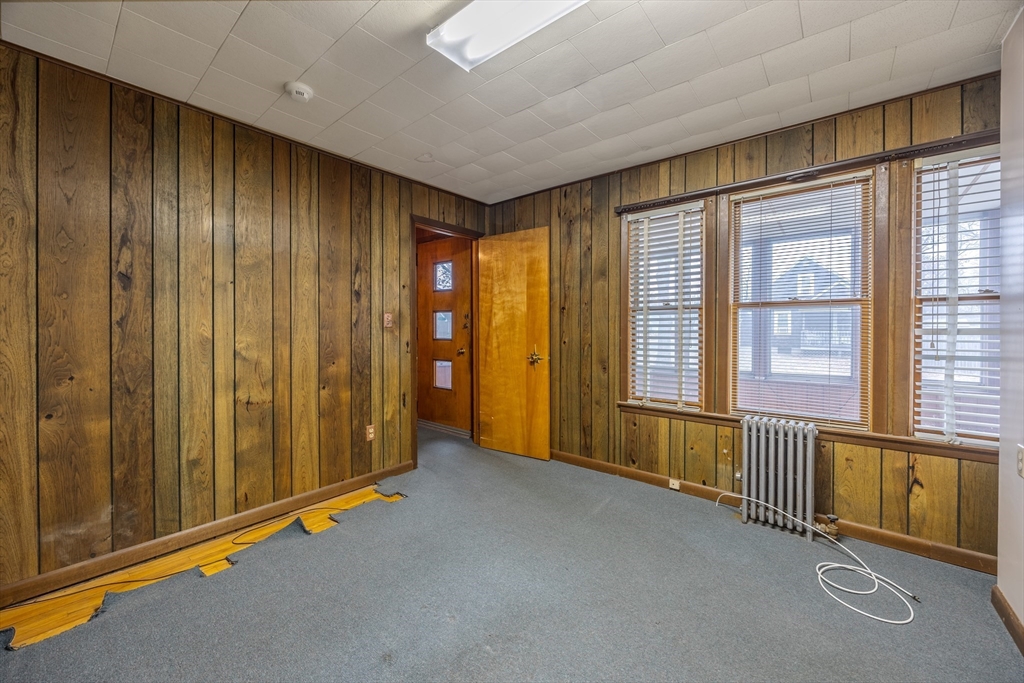 97 Oklahoma Street Springfield, MA 01104 - Photo 10 of 25