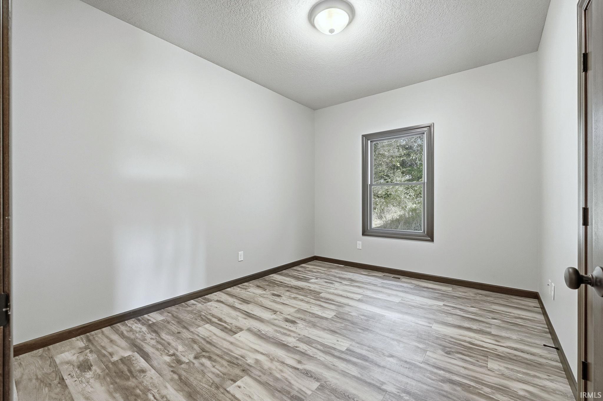 18211 Wappes Road Churubusco, IN 46723 - Photo 11 of 33