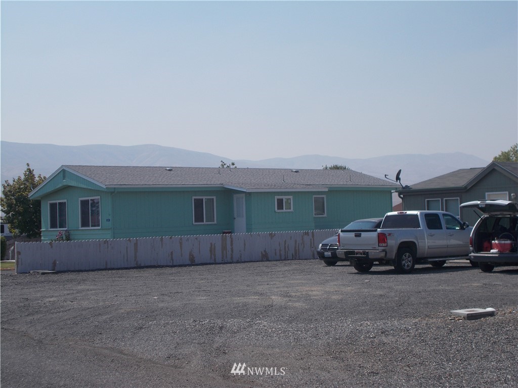 319 Spring Circle Mattawa, WA 99349 - Photo 4 of 4 Gallery Image 4