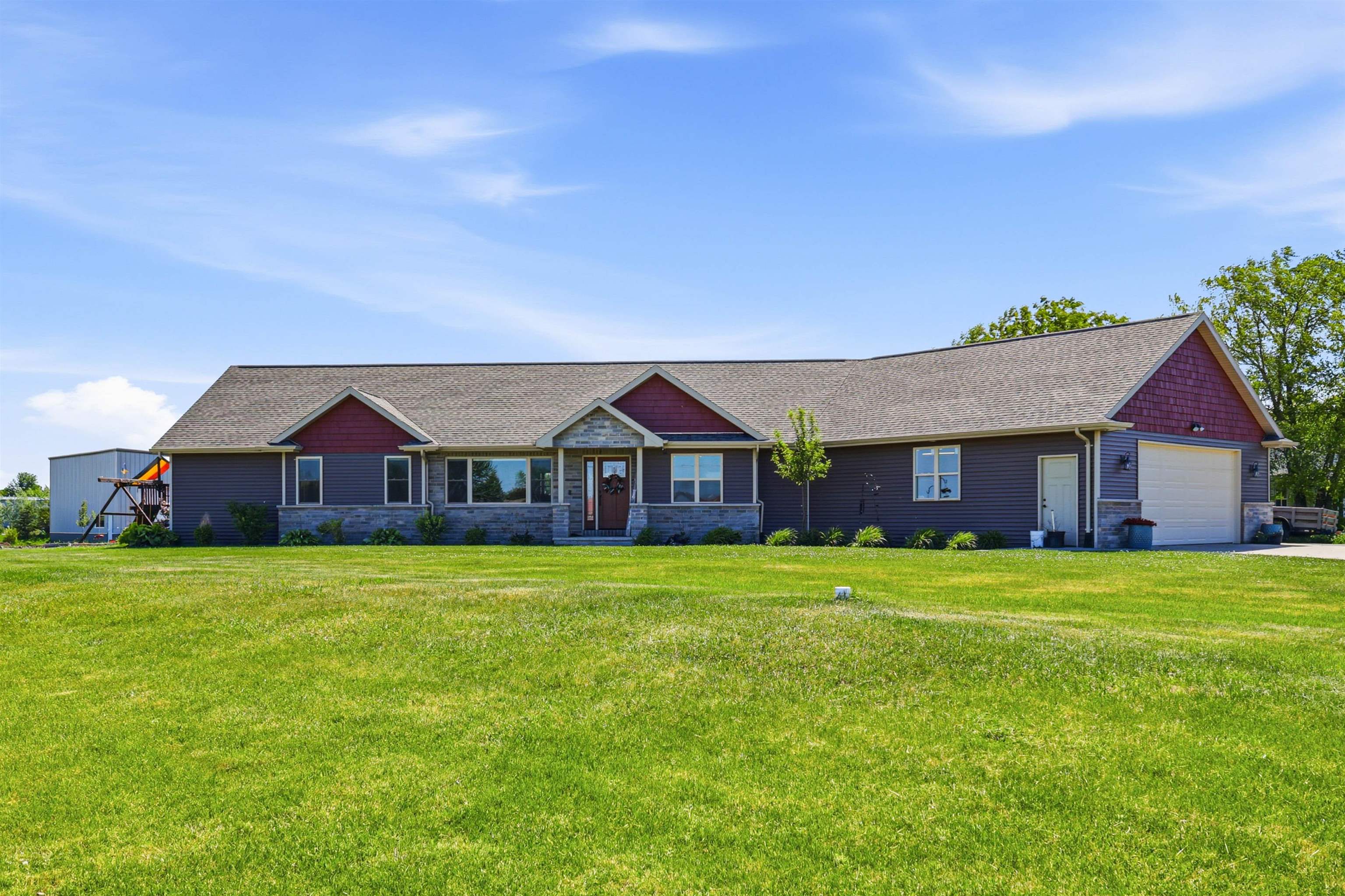 W2111 Lau Road Freedom, WI 54130 - Photo 1 of 36