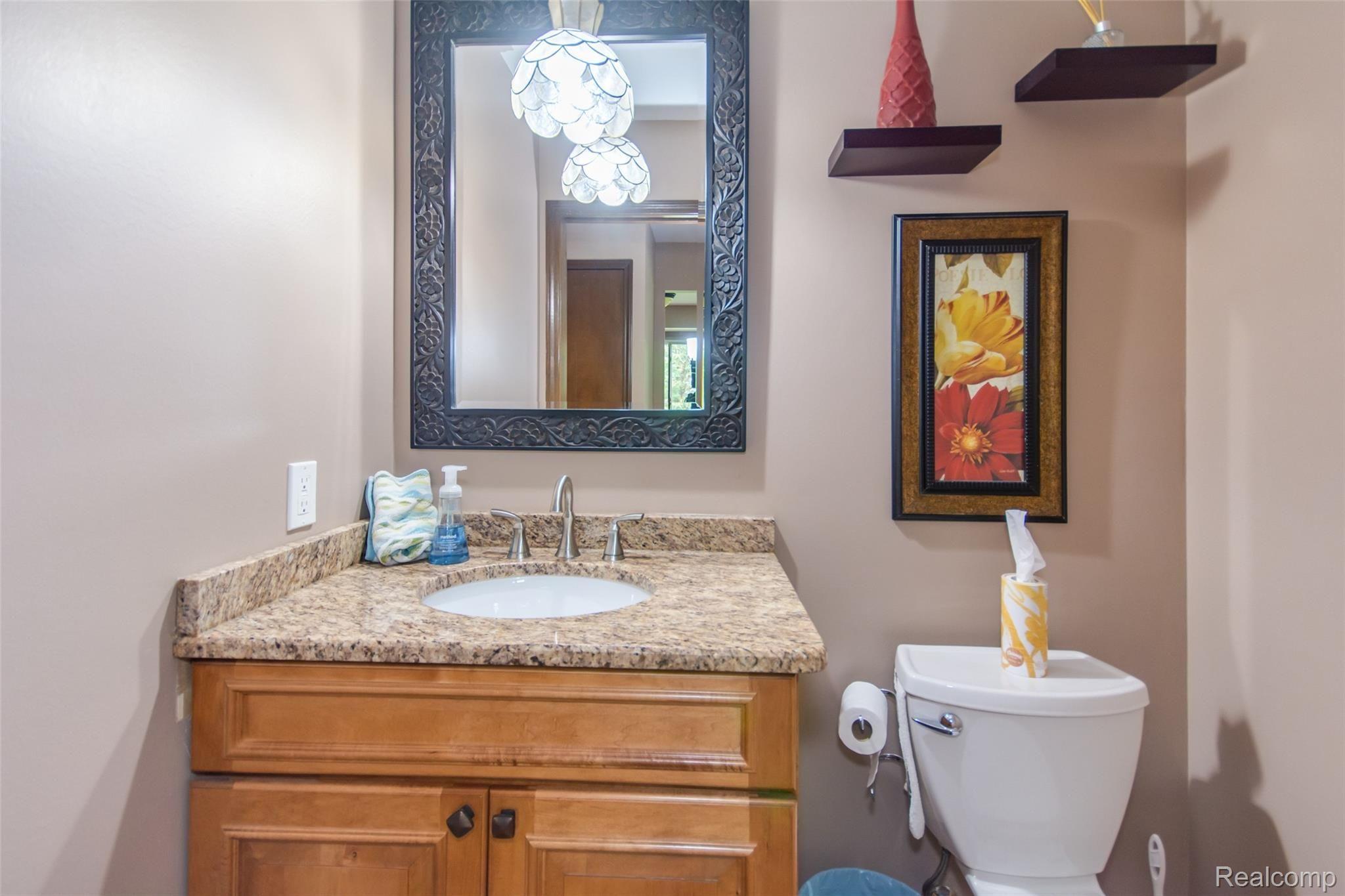 1460 Deerhurst Lane Rochester, MI 48307 - Photo 14 of 30 DSC_6561enf.jpg