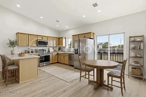 $379,000 | 2746 Zane Grey Boulevard, Overgaard, AZ 85933
