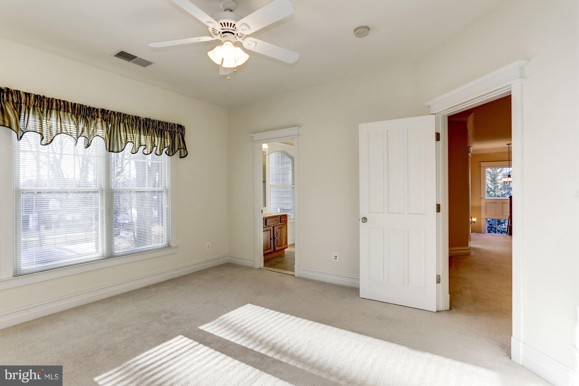 3127 Holmes Run Road Falls Church, VA 22042 - Photo 20 of 30 Bedroom