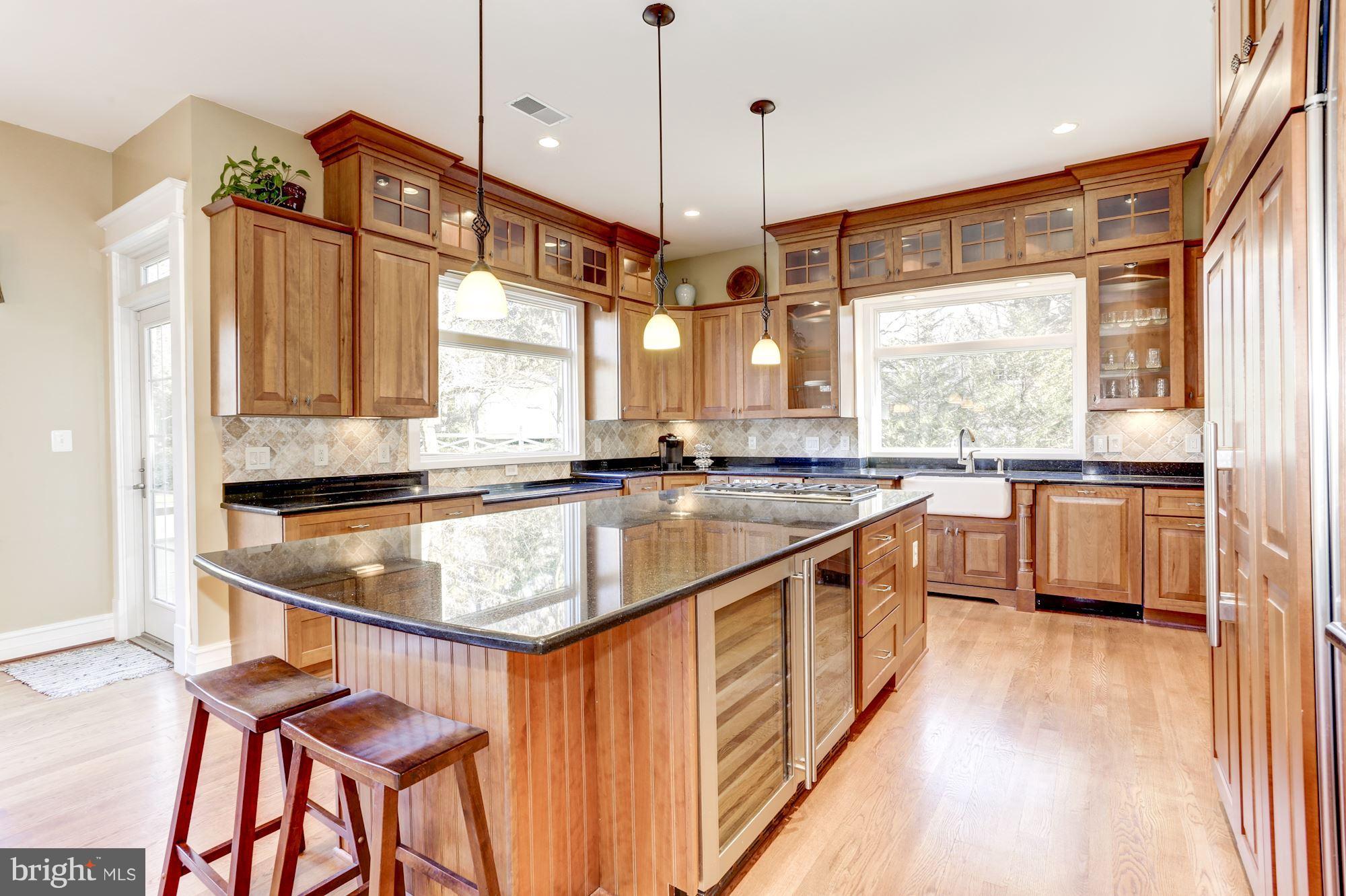 3127 Holmes Run Road Falls Church, VA 22042 - Photo 9 of 30 Kitchen