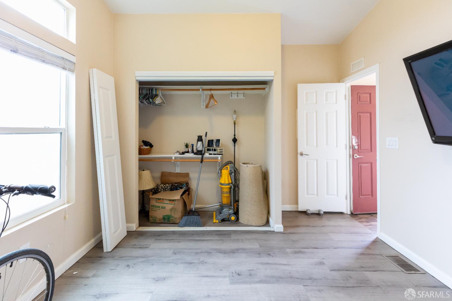 125 1st Avenue Pacifica, CA 94044 - Photo 21 of 55 a view of living room with furniture and a window