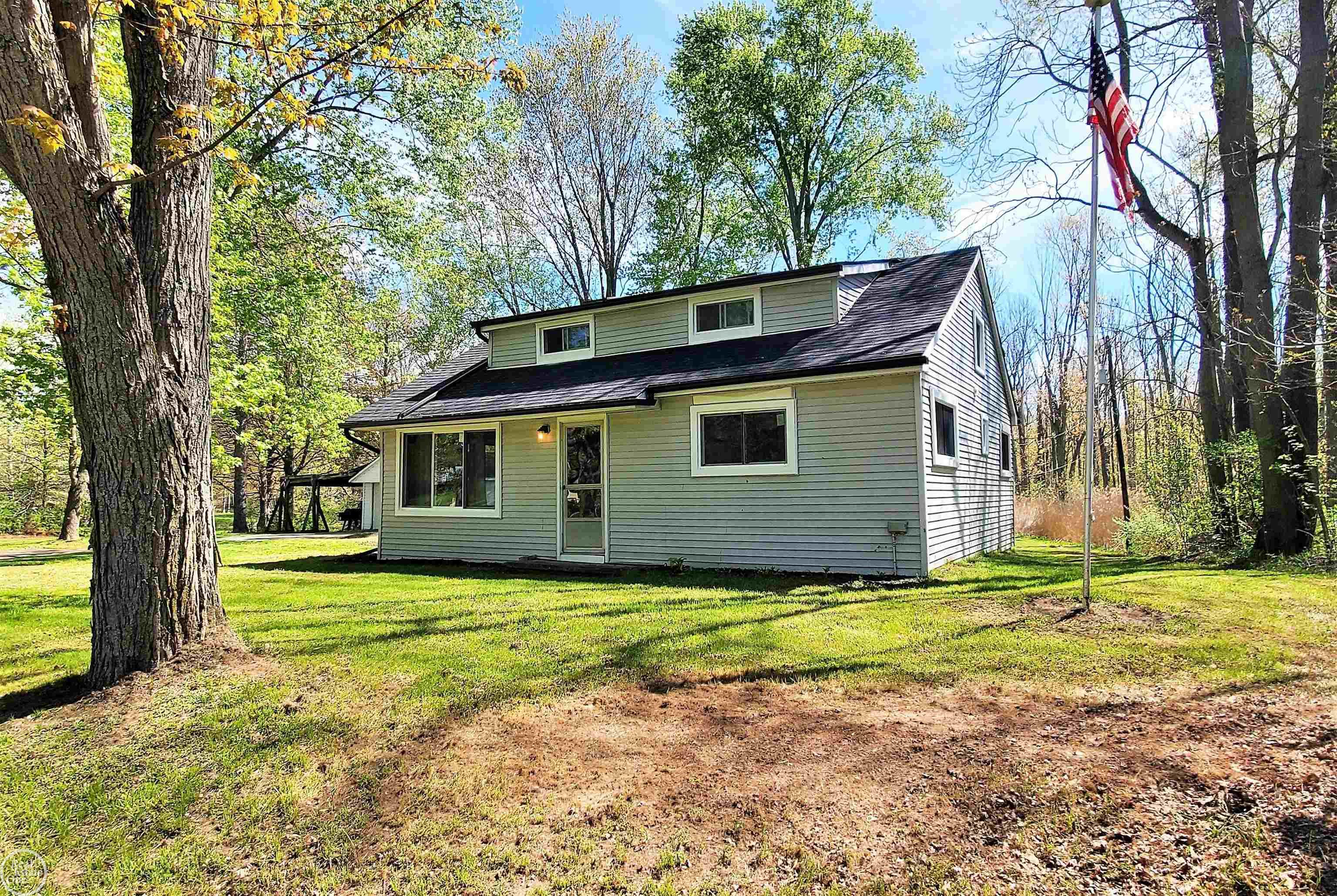8815 Marsh Road Algonac, MI 48001 - Photo 4 of 77 50108341-3.JPG