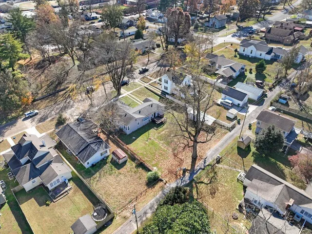 $255,000 | 606 Holly Avenue, South Pittsburg, TN 37380