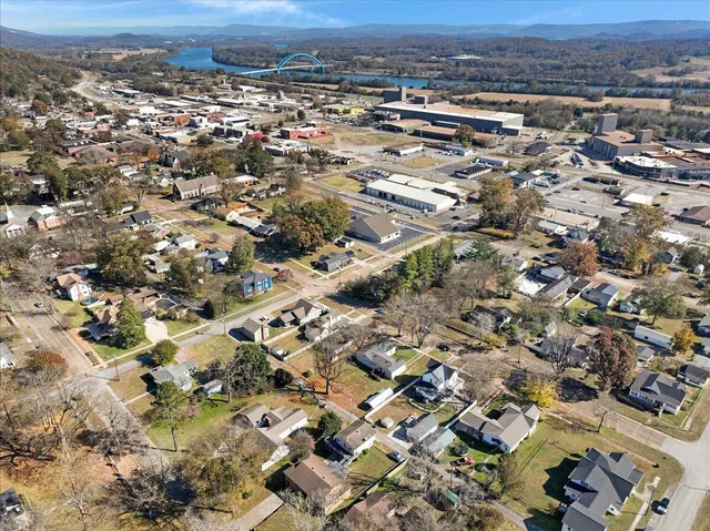 $255,000 | 606 Holly Avenue, South Pittsburg, TN 37380