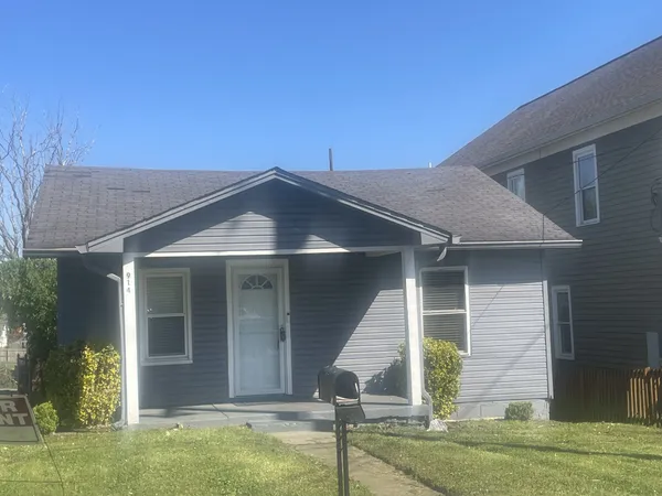 $1,650 | 914 Locklayer Street, Nashville, TN 37208