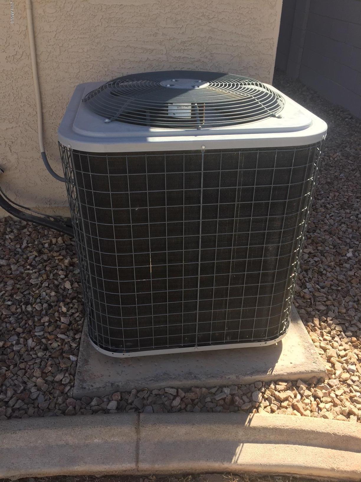 1420 East Silver Creek Road Gilbert, AZ 85296 - Photo 12 of 15 2.5 years old