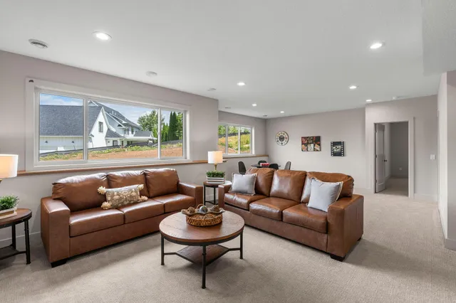 $989,900 | 4944 Parkside Circle, Eagan, MN 55123