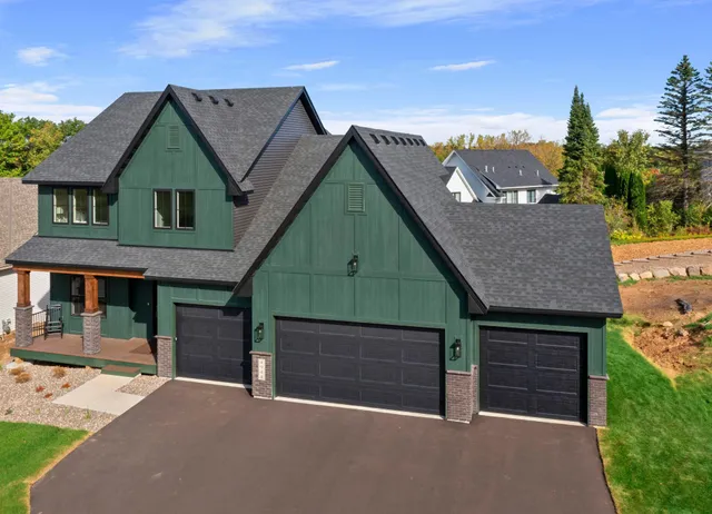 $989,900 | 4944 Parkside Circle, Eagan, MN 55123