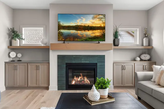 $989,900 | 4944 Parkside Circle, Eagan, MN 55123