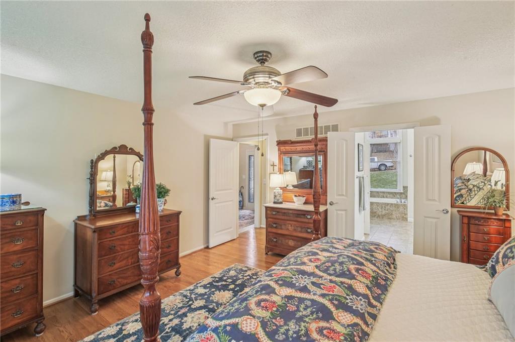 4121 Northeast Edgewater Court Lee's Summit, MO 64064 - Photo 21 of 60