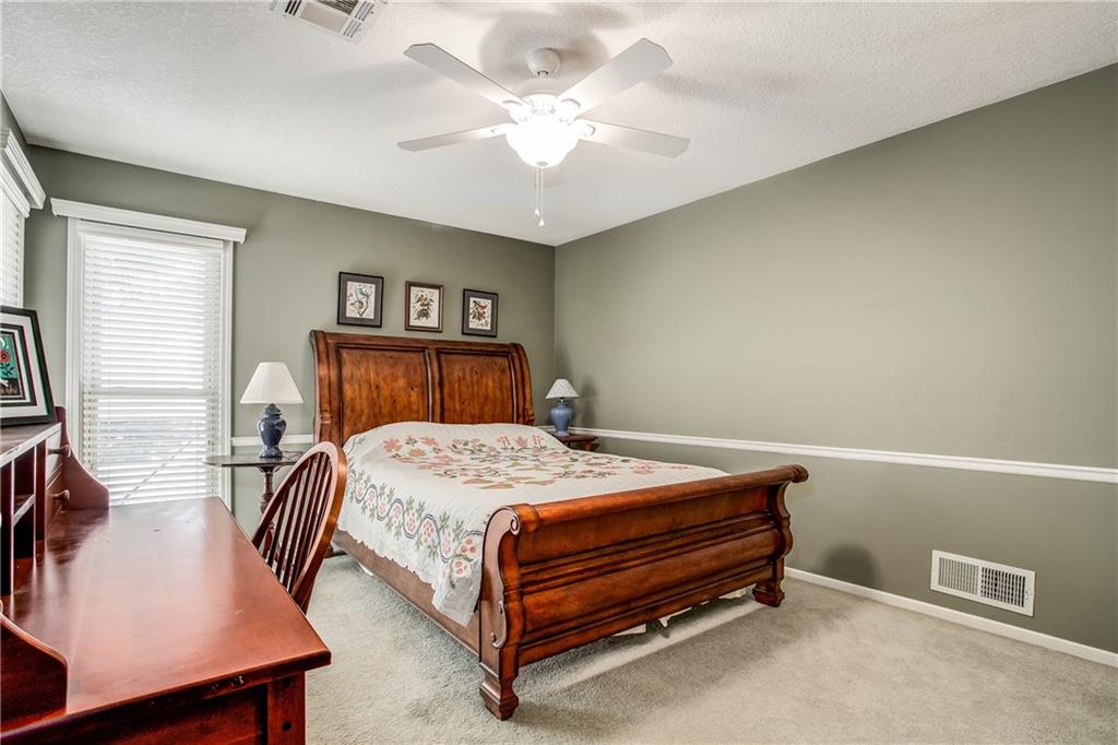 4121 Northeast Edgewater Court Lee's Summit, MO 64064 - Photo 30 of 60