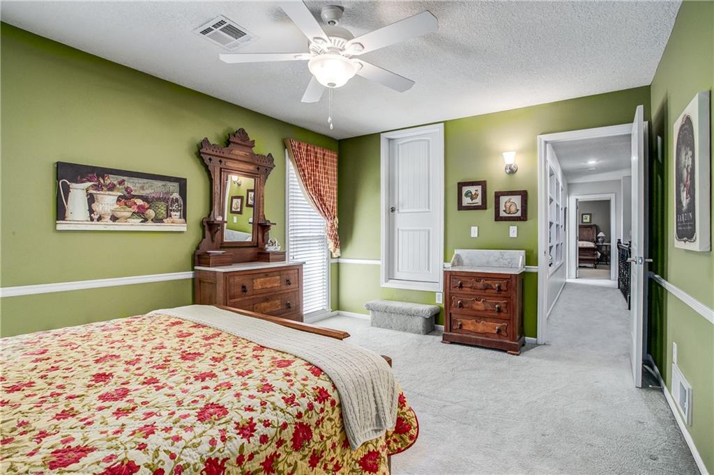 4121 Northeast Edgewater Court Lee's Summit, MO 64064 - Photo 32 of 60