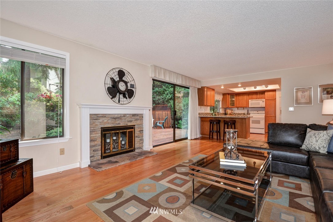 15221 Southeast 175th Place Renton, WA 98058 - Photo 11 of 25 Gallery Image 11