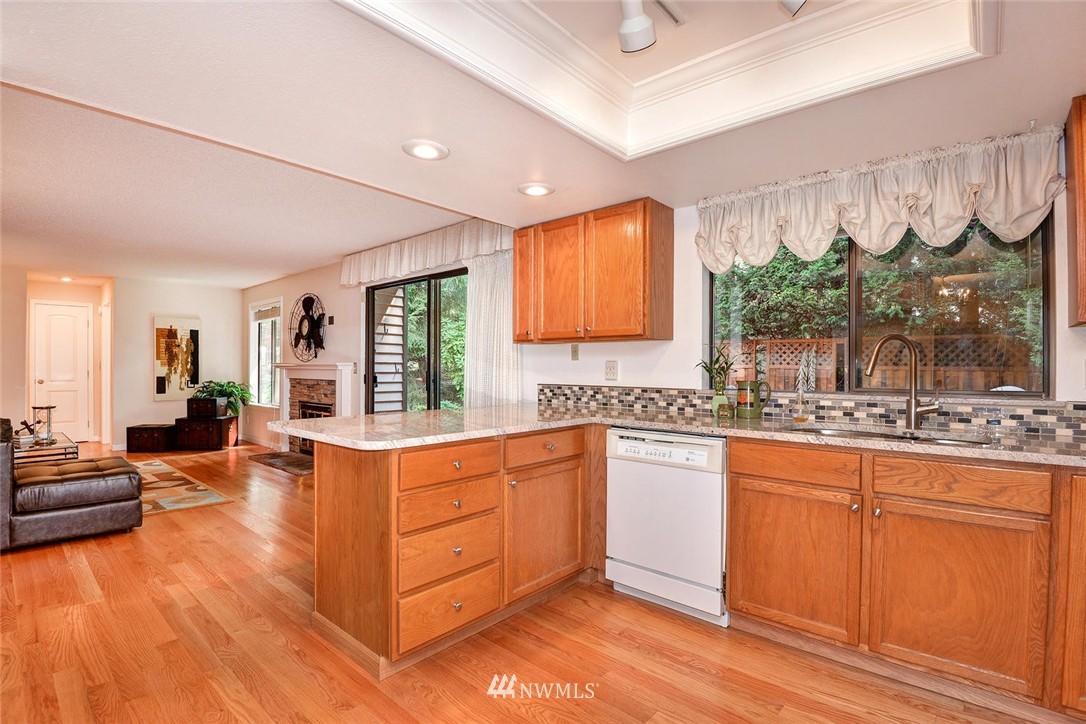 15221 Southeast 175th Place Renton, WA 98058 - Photo 8 of 25 Gallery Image 8