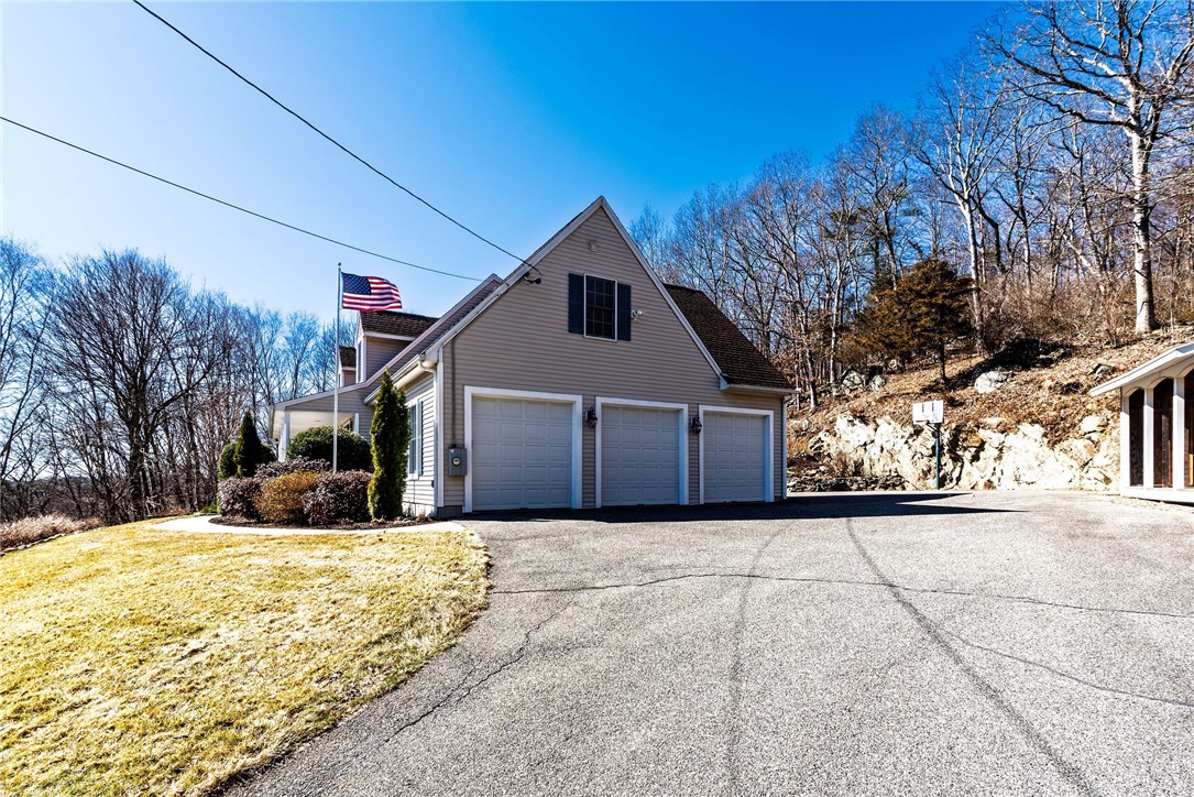 36 Old Staples Road Cumberland, RI 02864 - Photo 37 of 49 Gallery Image 37