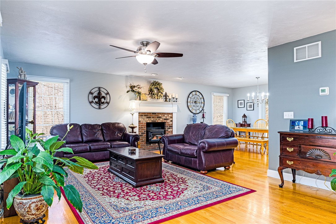 36 Old Staples Road Cumberland, RI 02864 - Photo 5 of 49 Gallery Image 5