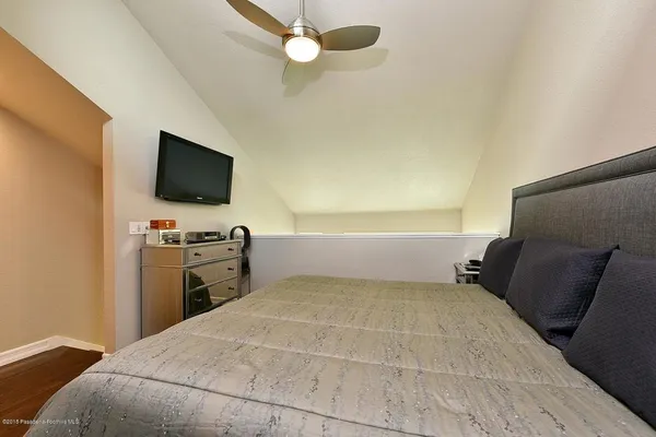 $2,950 | 279 East Glenarm Street, Unit 10, Pasadena, CA 91106