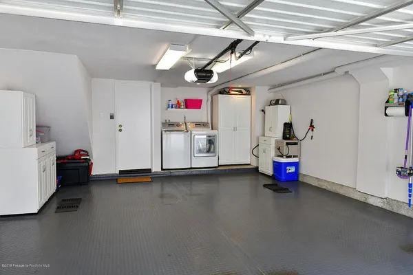 $2,950 | 279 East Glenarm Street, Unit 10, Pasadena, CA 91106