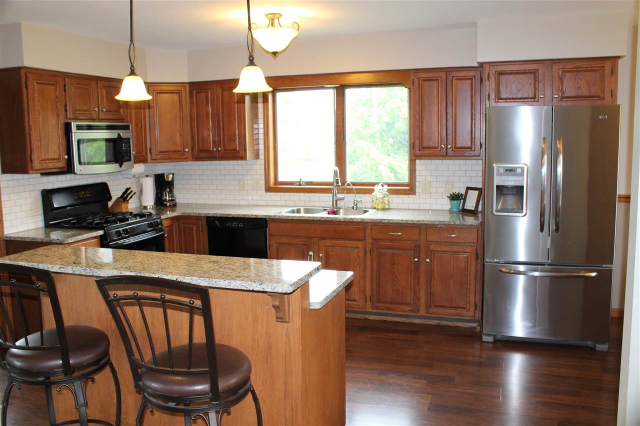 6413 Elms Road Swartz Creek, MI 48473 - Photo 4 of 39 Gallery Image 4