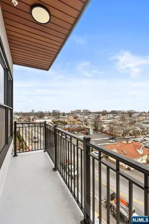 $3,267 | 333 Bergen Boulevard, Unit 422, Fairview, NJ 07022