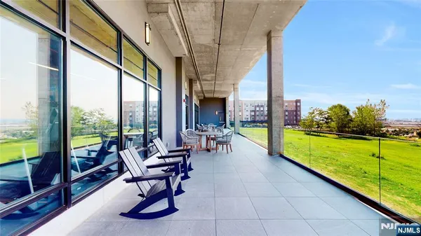 $3,267 | 333 Bergen Boulevard, Unit 422, Fairview, NJ 07022