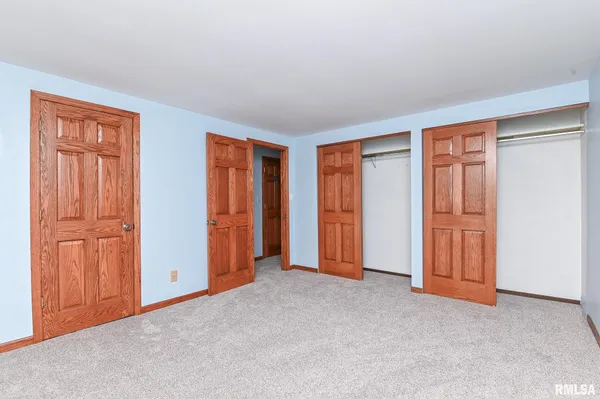$179,000 | 2112 Granada Drive, Pekin, IL 61554
