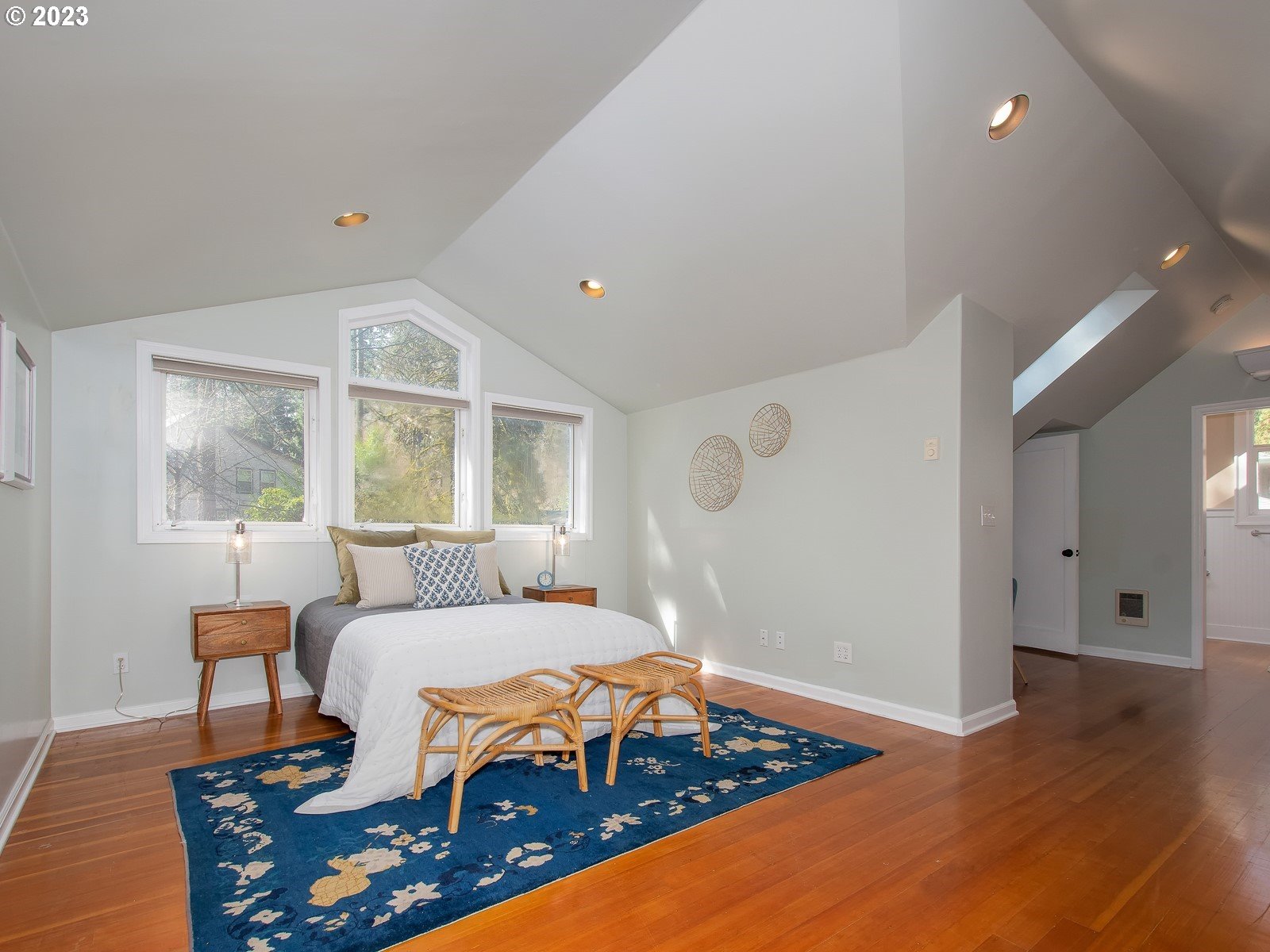 5400 Southwest Garden Home Road Portland, OR 97219 - Photo 16 of 31 Gallery Image 16