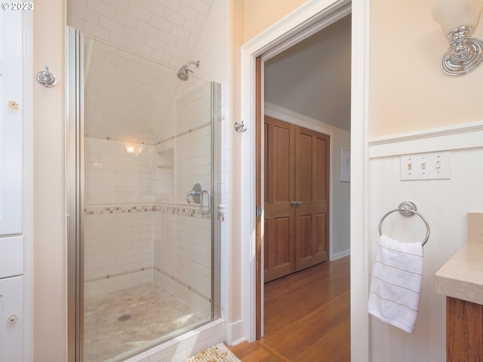 5400 Southwest Garden Home Road Portland, OR 97219 - Photo 18 of 31 Gallery Image 18