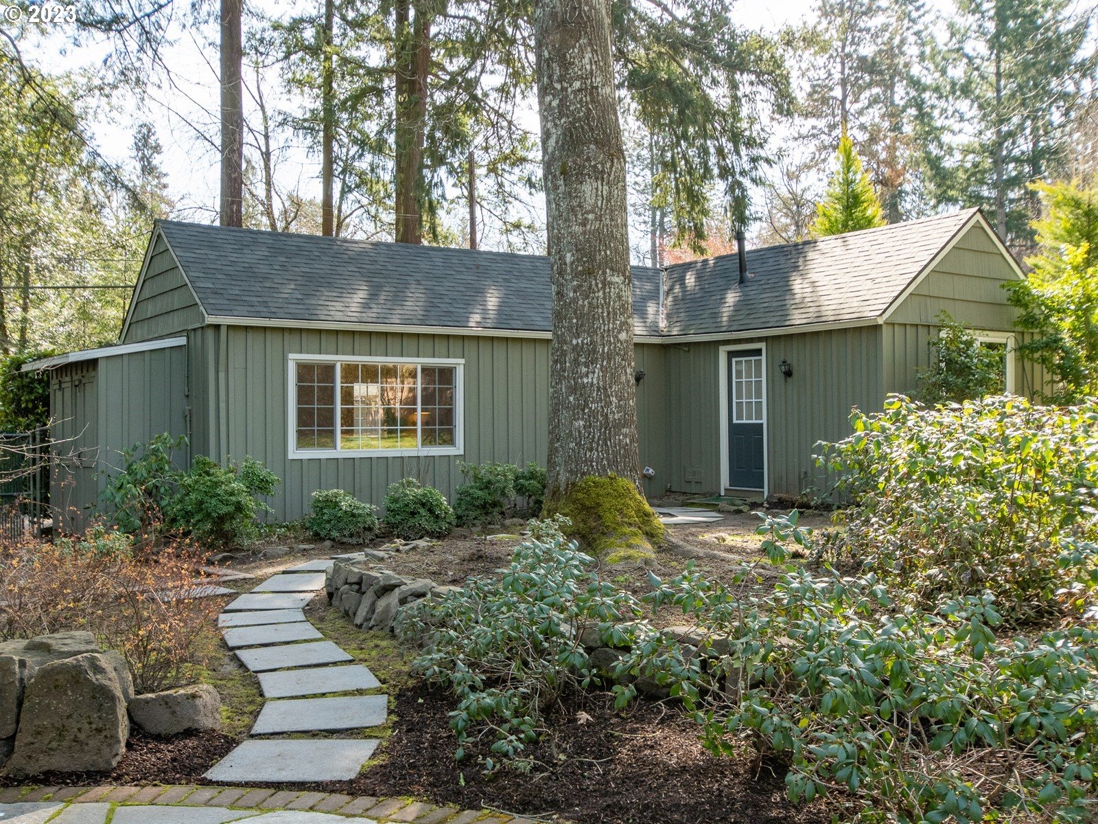 5400 Southwest Garden Home Road Portland, OR 97219 - Photo 19 of 31 Gallery Image 19