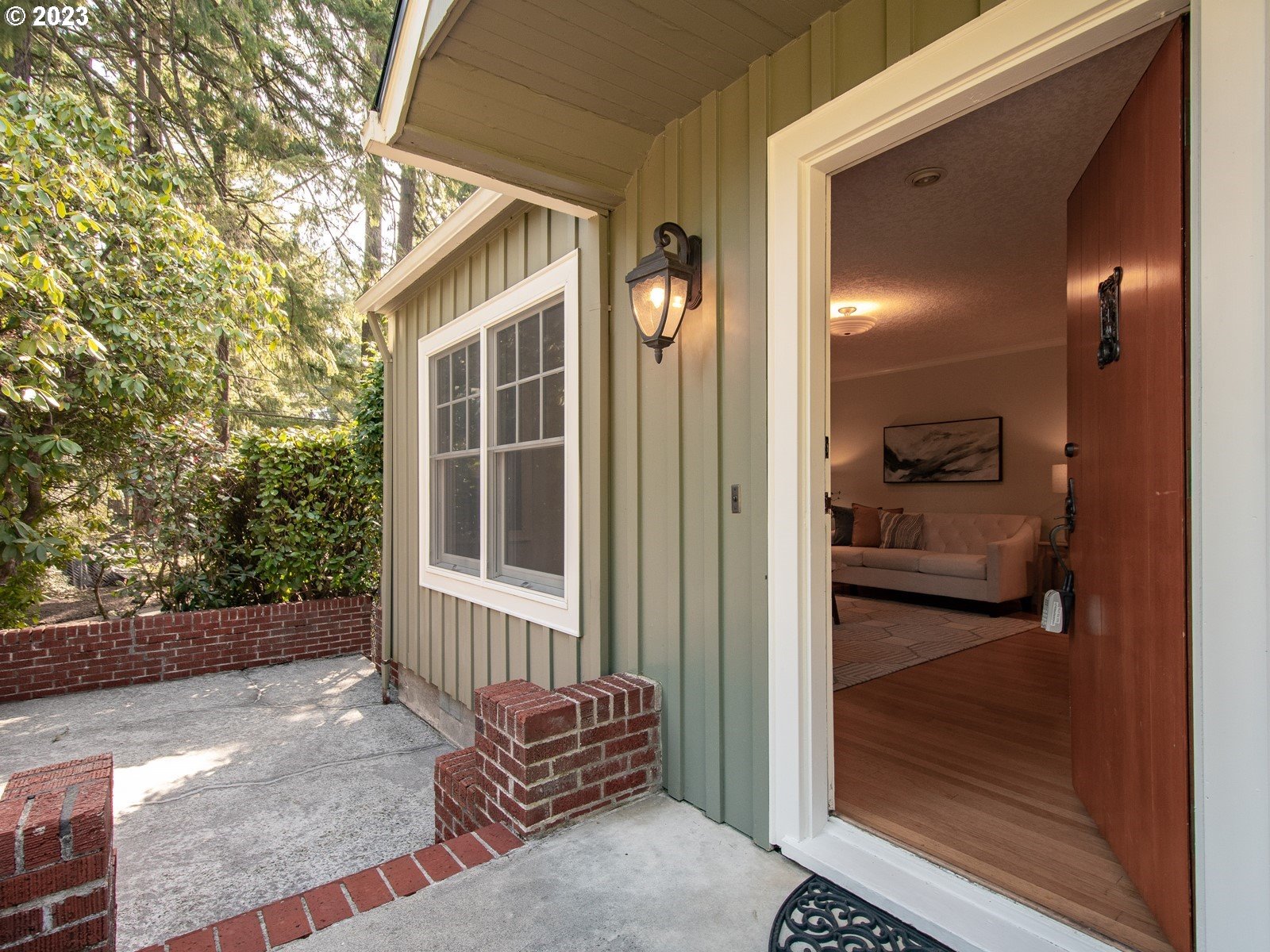5400 Southwest Garden Home Road Portland, OR 97219 - Photo 2 of 31 Gallery Image 2
