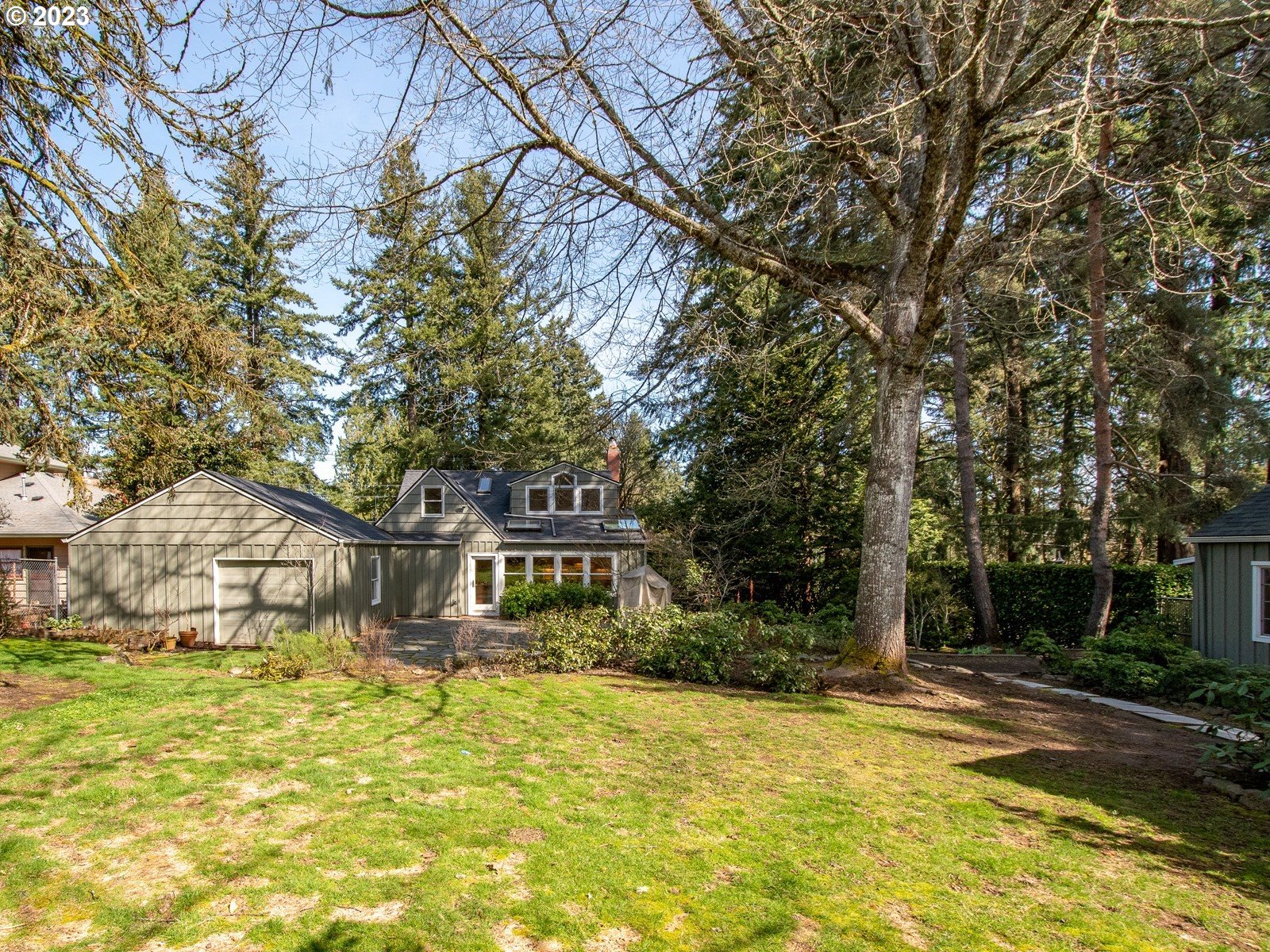 5400 Southwest Garden Home Road Portland, OR 97219 - Photo 27 of 31 Gallery Image 27