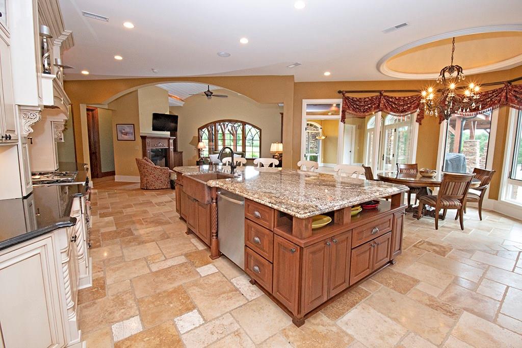 221 Springdale Road Venetia, PA 15367 - Photo 12 of 25