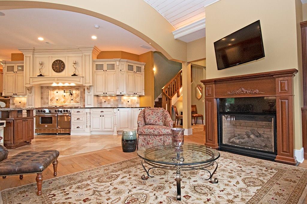 221 Springdale Road Venetia, PA 15367 - Photo 15 of 25 Keeping Room/Dining Room w fireplace & wet bar