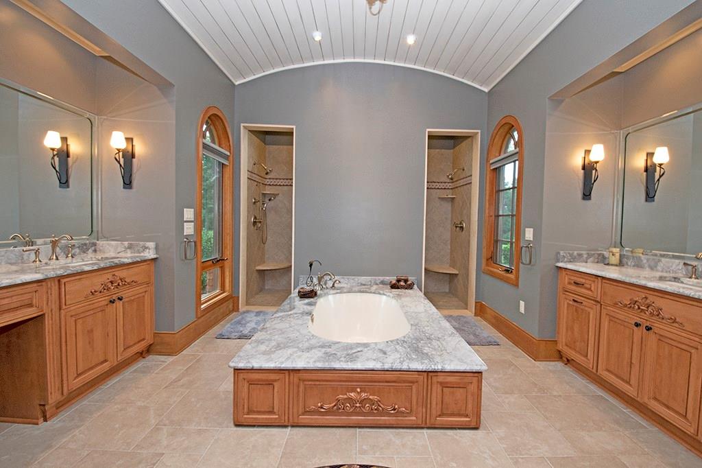 221 Springdale Road Venetia, PA 15367 - Photo 25 of 25 Huge fabulous master bathroom