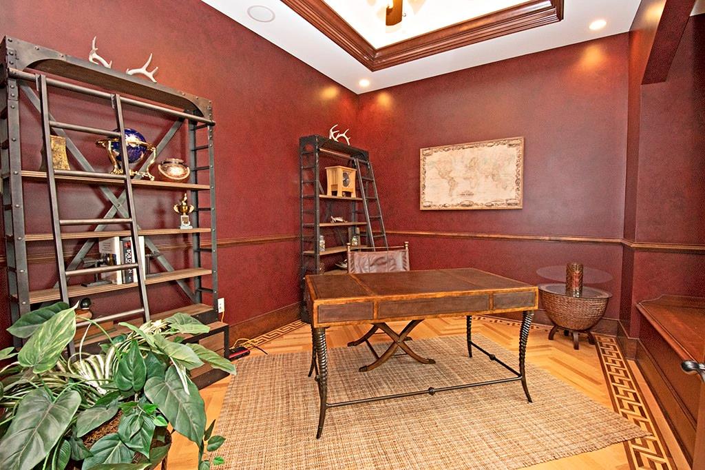 221 Springdale Road Venetia, PA 15367 - Photo 9 of 25 Office