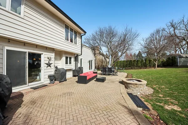 $550,000 | 511 Greens View Drive, Algonquin, IL 60102