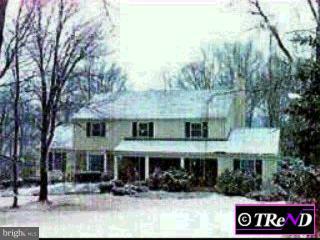422 Round Hill Road Wayne, PA 19087 - Photo 1 of 1