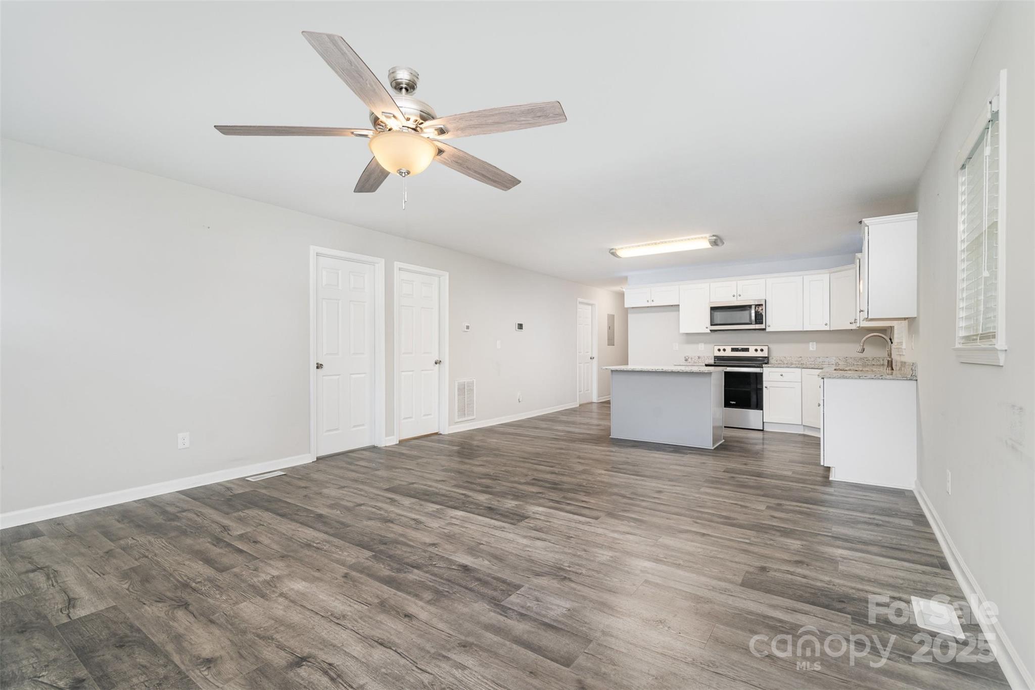 8107 Smith Road Kannapolis, NC 28081 - Photo 4 of 28